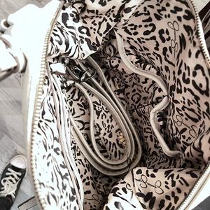 Jessica Simpson crossbody